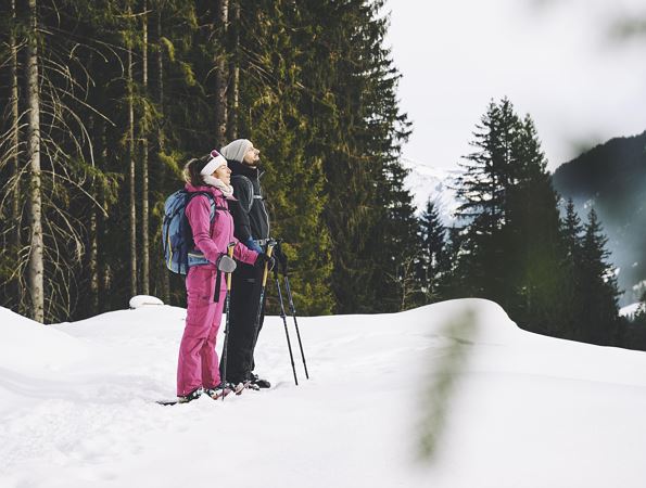 Schneeschuhwanderung Tiefenwald