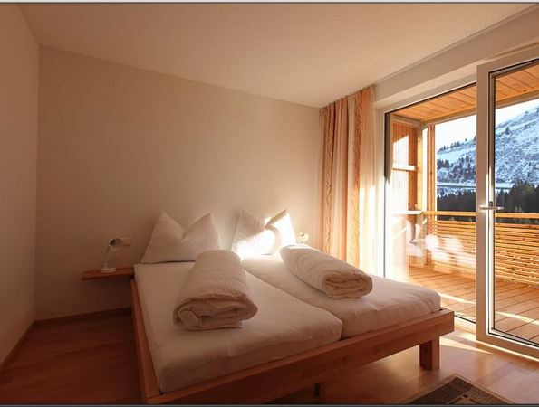 Schlafzimmer 1