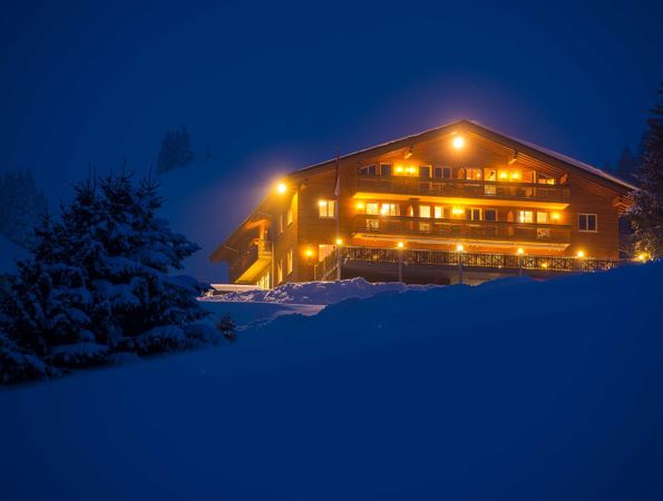 hotel_Walisgaden_winter_abendstimmung
