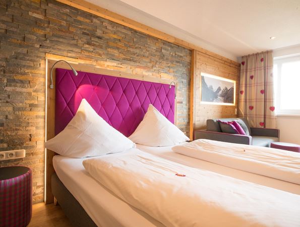 walisgaden-zimmer-7-pink