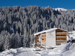 4-sterne-berghotel-madlener-damuels-ganzjahres-alp