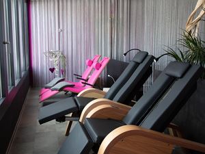 Ruheraum mit Wärmeliegen