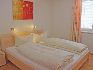 Schlafzimmer 1 App. 7