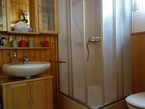 Duschraum mit WC im Obergeschoss