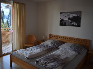 Schlafzimmer 1 A