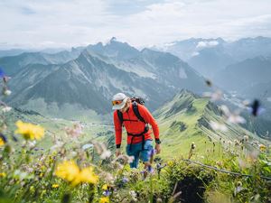 Aufstieg aufs Glatthorn in Faschina (c) Lukas Holl