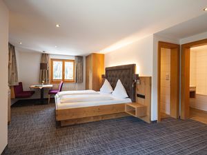 2022-08-08_Alpenblume-Zimmer_44_web