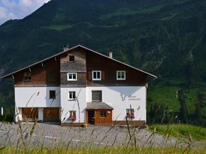 Pension Armella Aussenansicht