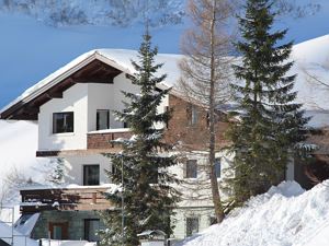Chalet Sperger_Winteransicht