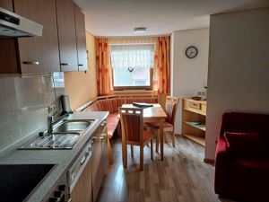 2021-10-29 23.35.44-6