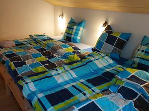 5d4cd176-ecf0-4573-94a2-0a87ca2dd64e