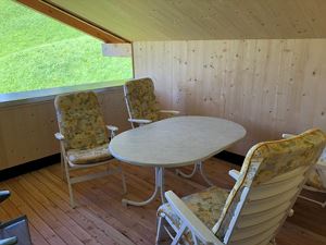 d7262ff9-1726-4ef5-9a88-30ffc8e0296a