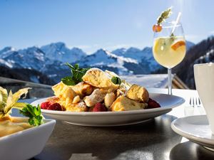 Traumhafte Ausblicke von der Panoramaterrasse