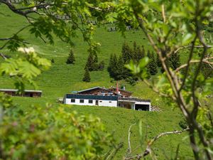 Franz Josef Hütte Außenansicht Sommer