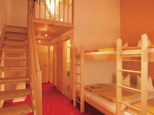 9er Mehrbettzimmer