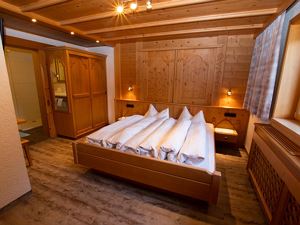 Doppel/Drei-Bettzimmer # 1 BERGWALD