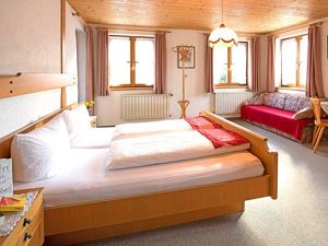 Doppelzimmer mit Balkon 4