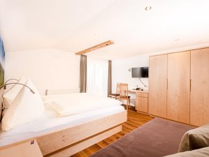 Doppelzimmer C (Komfort mit Balkon)