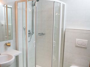 Einzelzimmer mit Balkon