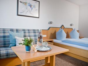 Doppelzimmer Rote Wand