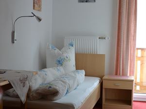 Einzelzimmer, Dusche, WC, Balkon