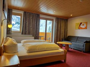 Familienzimmer mit Balkon