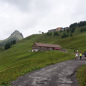 Damüls I Rundweg zur Alpe Uga, Stausee und Alpe Elsen
